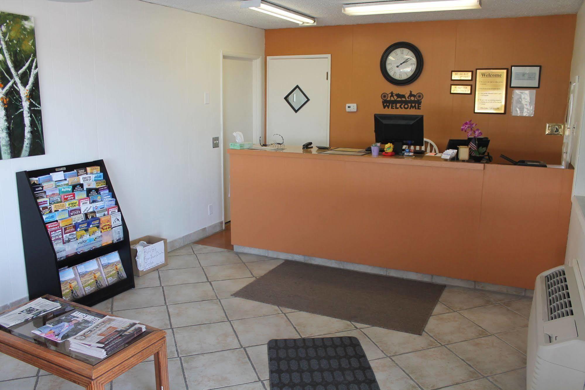 Riverview Motel Boardman Luaran gambar